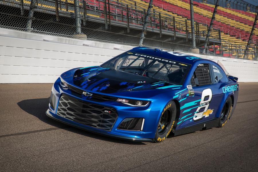  Chevrolet Camaro ZL1 NASCAR Race Car 2018 года  (фото 7 из 17)